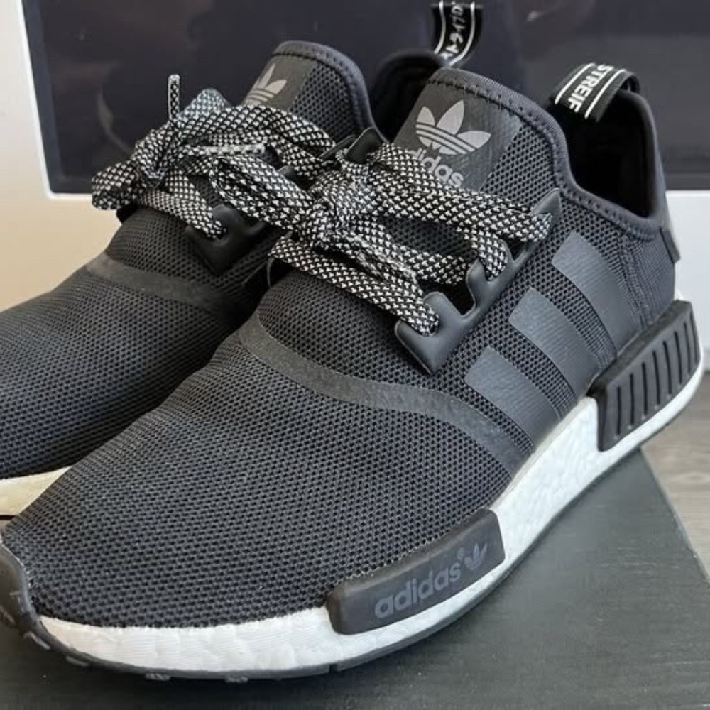 Adidas Men NMD R1 Sneakers S31505